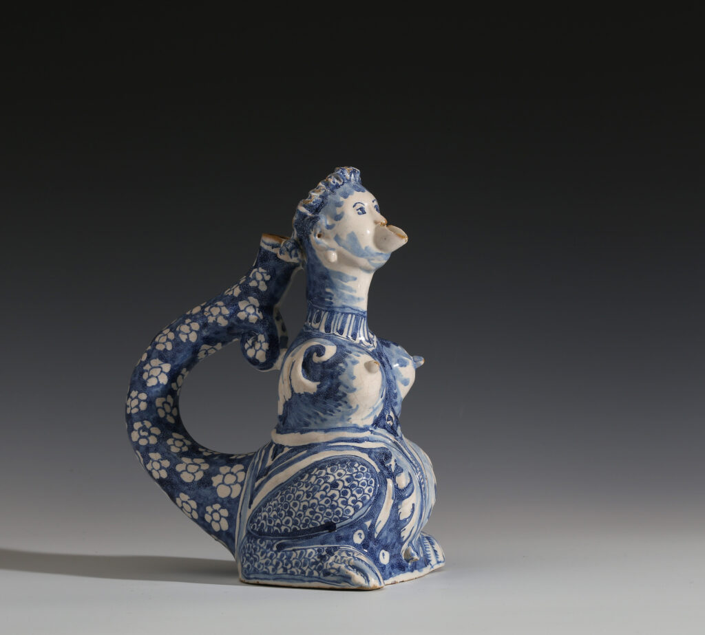 A PORTUGUESE FAIENCE AQUAMANILE