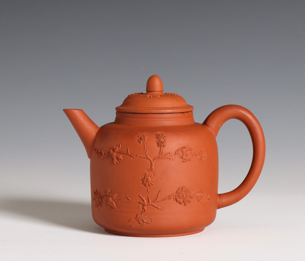 AN ELERS BROTHERS RED STONEWARE TEAPOT