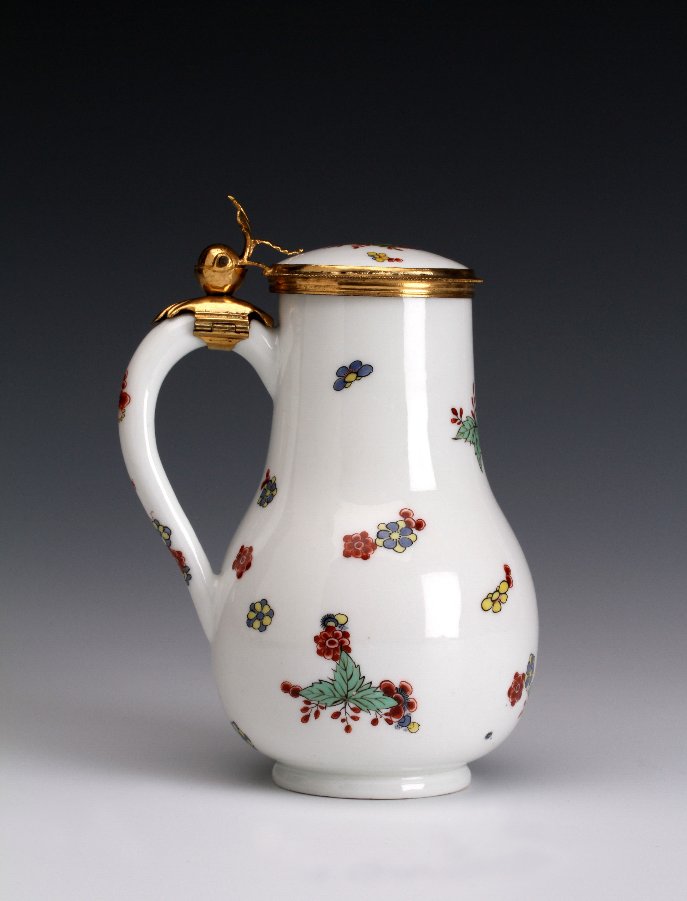 A Meissen gilt-metal mounted jug and cover decorated with Kakiemon flowers